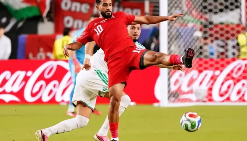 سوتی عجیب مهاجم اردن که پاس گل شد!