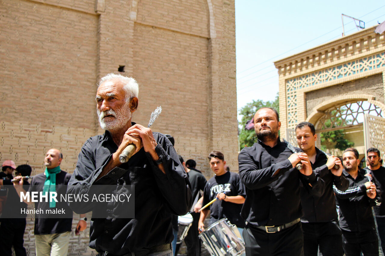 عزاداران کرمانشاهی تاسوعای حسینی را با شکوه آغاز کردند