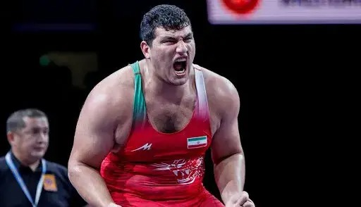قهرمان ایرانی سنگین‌ وزن جهان به وایکینگ‌ها پیوست