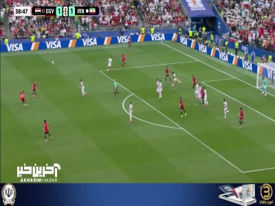 شوت مصری‌ها از کنار دروازه به بیرون رفت