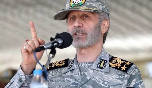 سرلشکر حاتمی: تقاص خون امام شهید را خواهیم گرفت