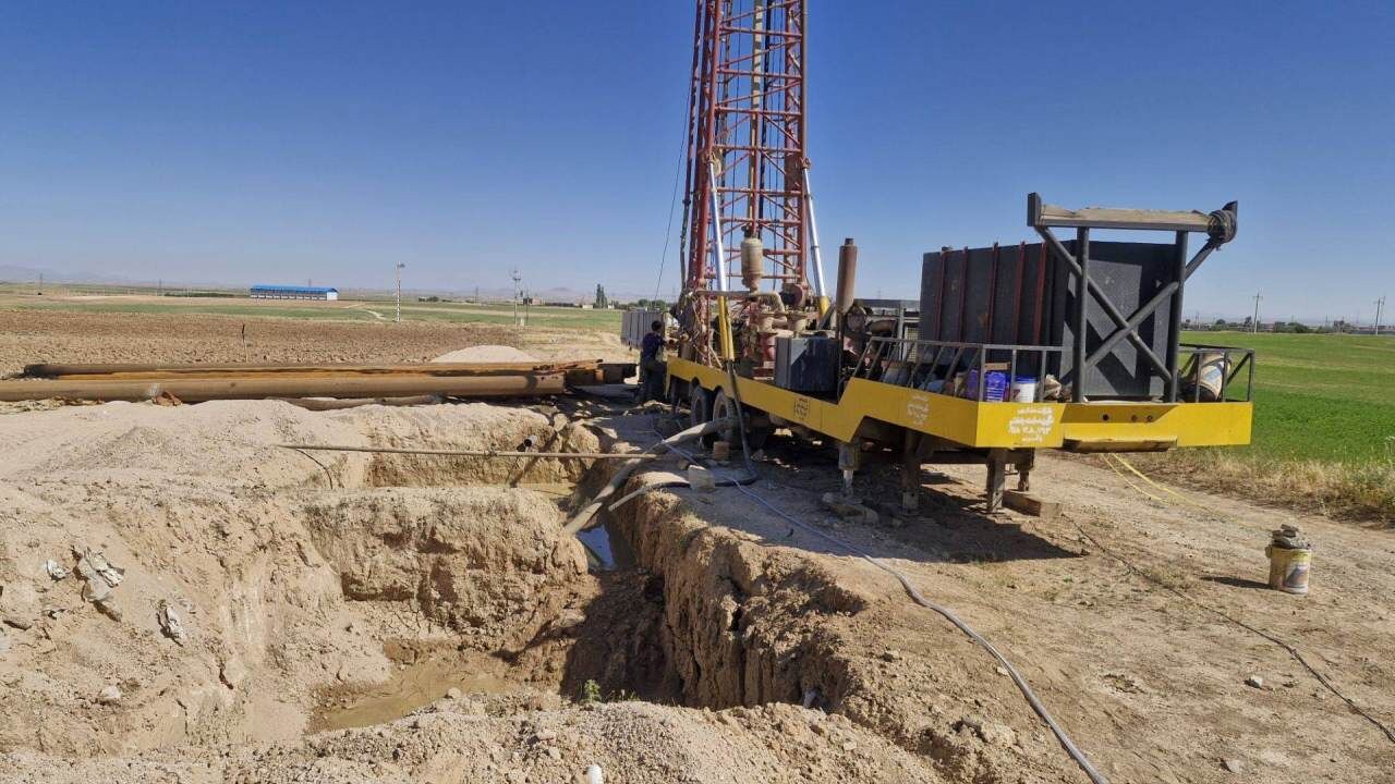 آب شرب پایدار برای ۲ روستای قروه‌ تامین شد