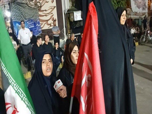 پشتیبانی مردم سنندج از نظام اسلامی در تجمع شبانه