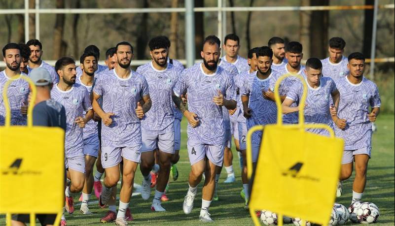ورمزیار: مدیران استقلال اول صبح خرید نمی‌کنند!