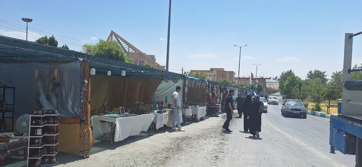 برپایی ۲۵ غرفه صنایع‌دستی در کرمانشاه در مسیر زائران اربعین حسینی