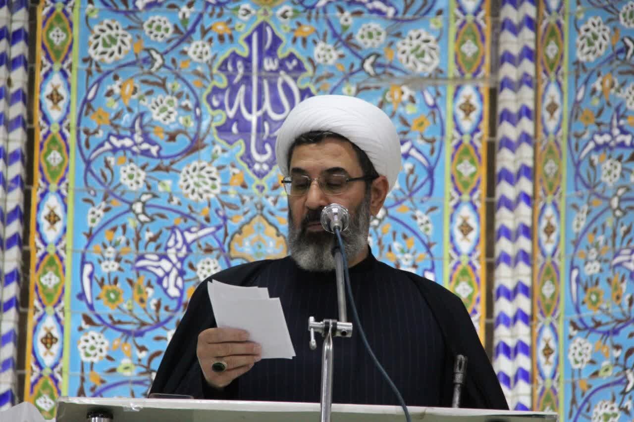 امام جمعه اسلام‌آبادغرب: دفاع از ولایت نشانه تقوای اجتماعی است