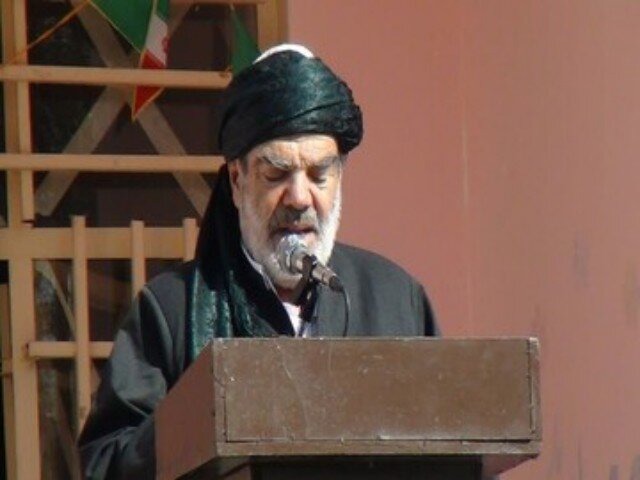 امام جمعه سروآباد: علما وارثان پیامبران و پاسداران دین هستند