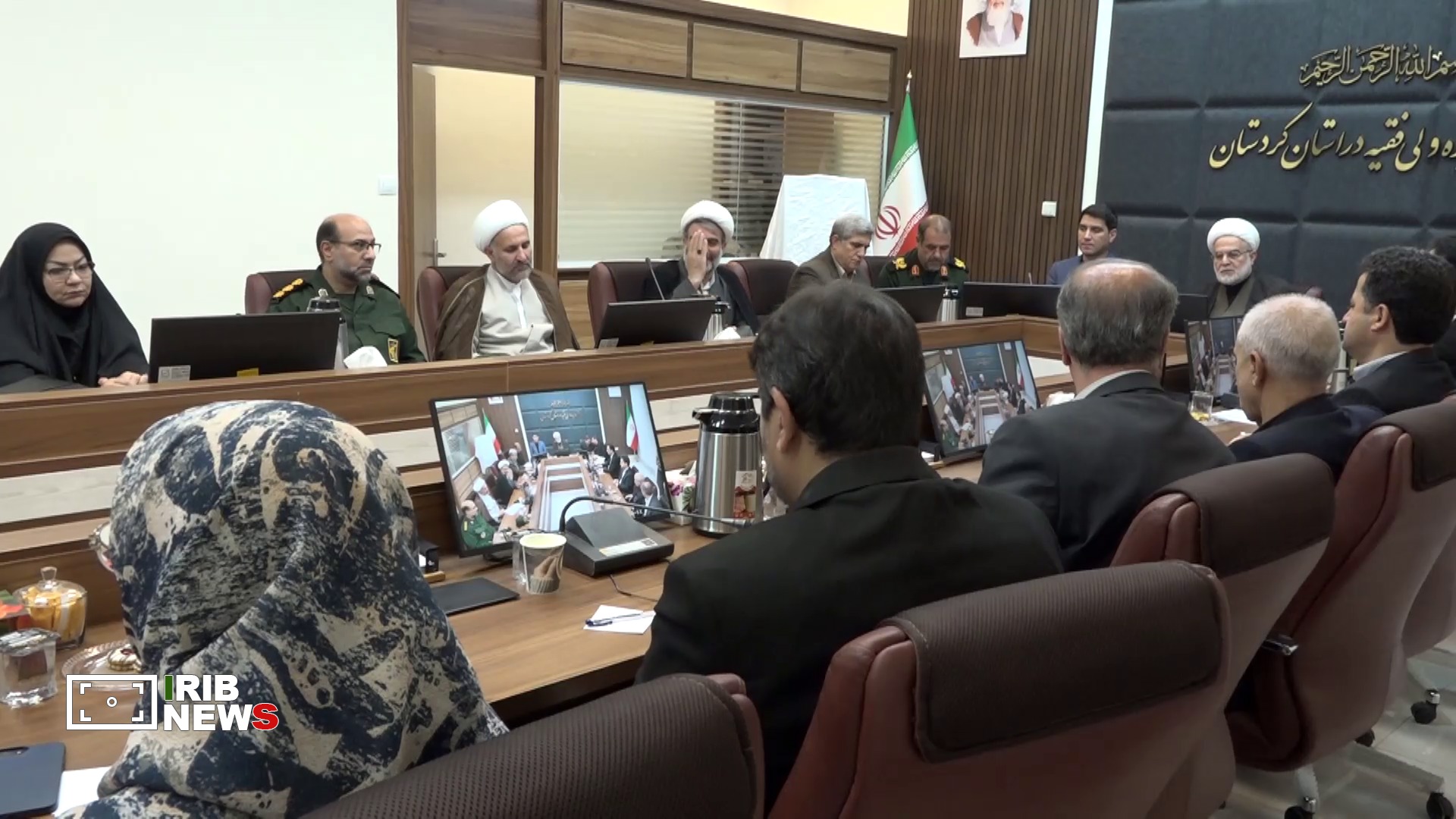 ایمان، پشتوانه جامعه در برابر سختی‌ها