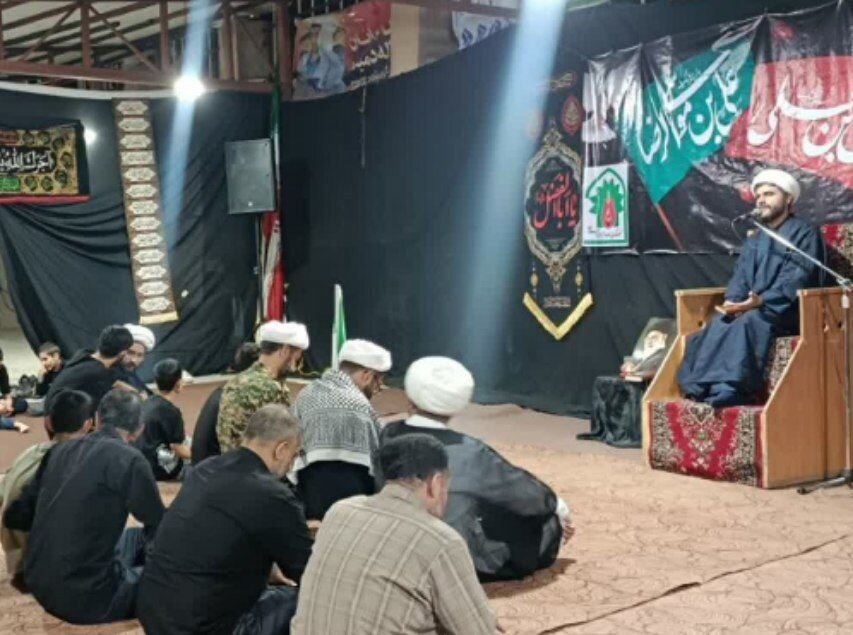 سوگ رضوی در دیواندره؛ مردم در ماتم شهادت امام رضا(ع) عزاداری کردند