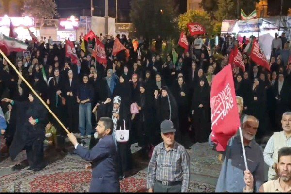 «لبیک سید مجتبی» در قروه طنین‌انداز شد