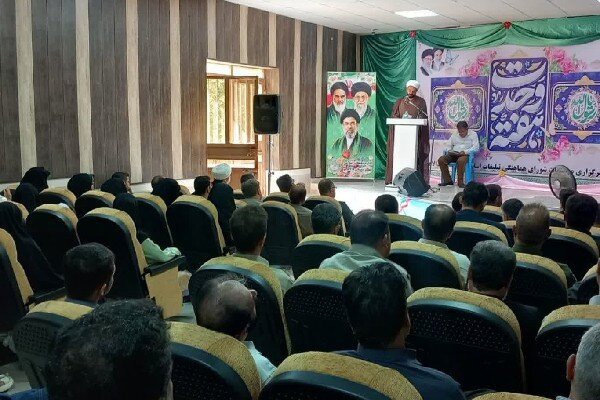 «جشن امت احمد» در دالاهو با برنامه‌های فرهنگی برگزار شد
