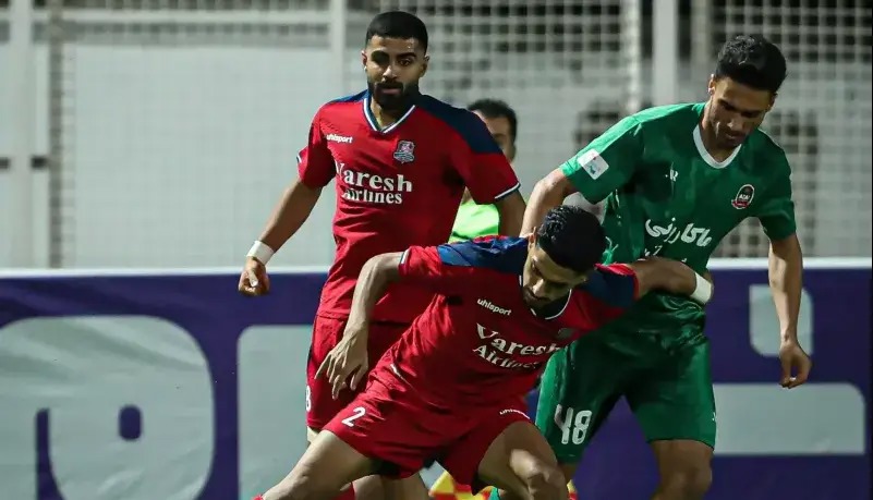 یک پرسپولیسی مهره اصلی شمس علیه تراکتور