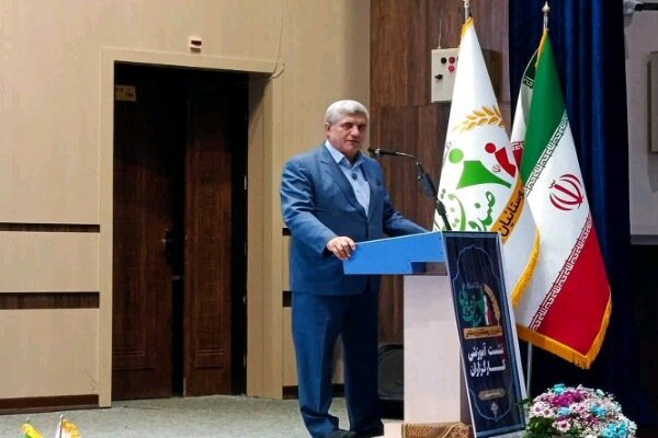 ورمقانی: خدمات بیمه روستایی باید تا دورترین نقاط کردستان گسترش یابد