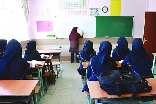 فرماندار گیلانغرب:ظرفیت رشته‌های پرتقاضای گیلانغرب نیازمند بازنگری است