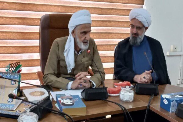 ماموستا رستمی: وحدت باید در عدالت و همدلی مردم نمود پیدا کند