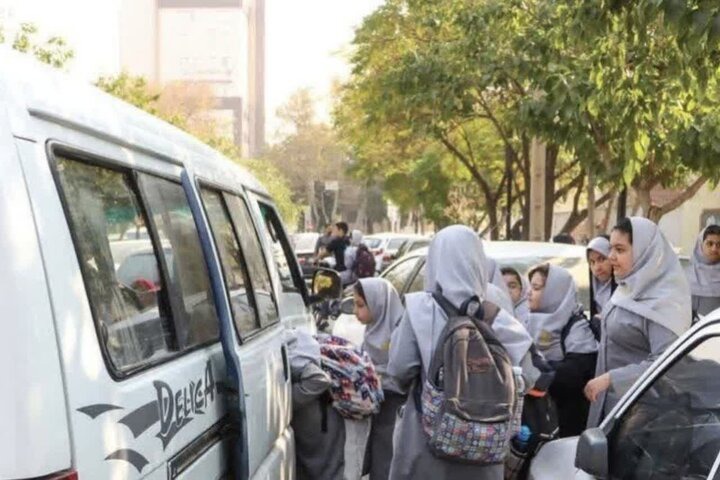 نرخ تاکسی و سرویس مدارس مشهد با افزایش قیمت بنزین تغییر نمی‌کند