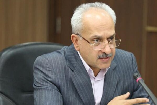 کاشفی: تداوم سیاست‌های ارزی ظرفیت تجارت و صادرات کشور را فرسوده می‌کند