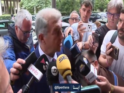 خوان لاپورتا رئیس باشگاه بارسلونا: متأسفم که پدری و رافینیا نامزد نشده‌اند