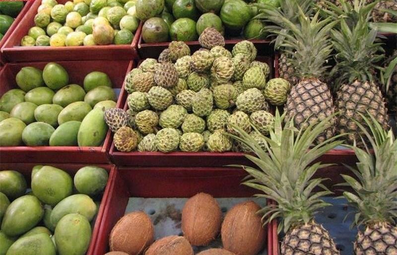 کشف ۱۱ تن میوه ممنوعه در گمرک سومار