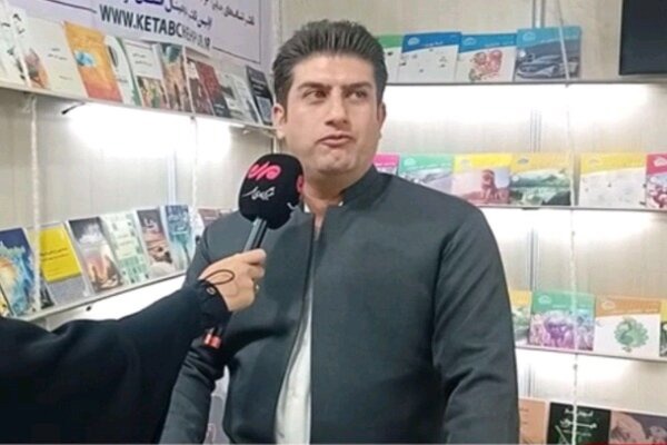 ناشران: کتاب در برابر رسانه‌های دیجیتال حذف‌شدنی نیست