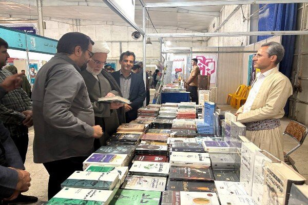 پورذهبی: کتاب یکی از مسیرهای شناخت هنر، تاریخ و فرهنگ کردستان است