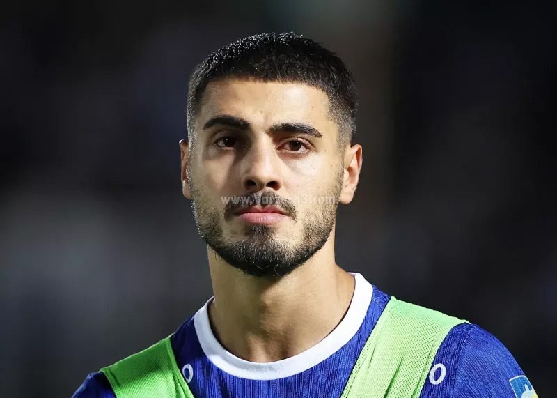 امید گل استقلال در آسمان عراق