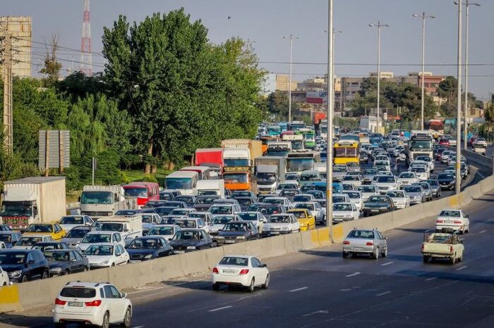ترافیک سنگین در آزادراه تهران - شمال و قزوین - کرج