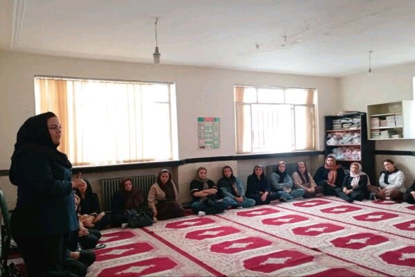 گفت‌وگوی بدون قضاوت نخستین گام در مواجهه با بحران است