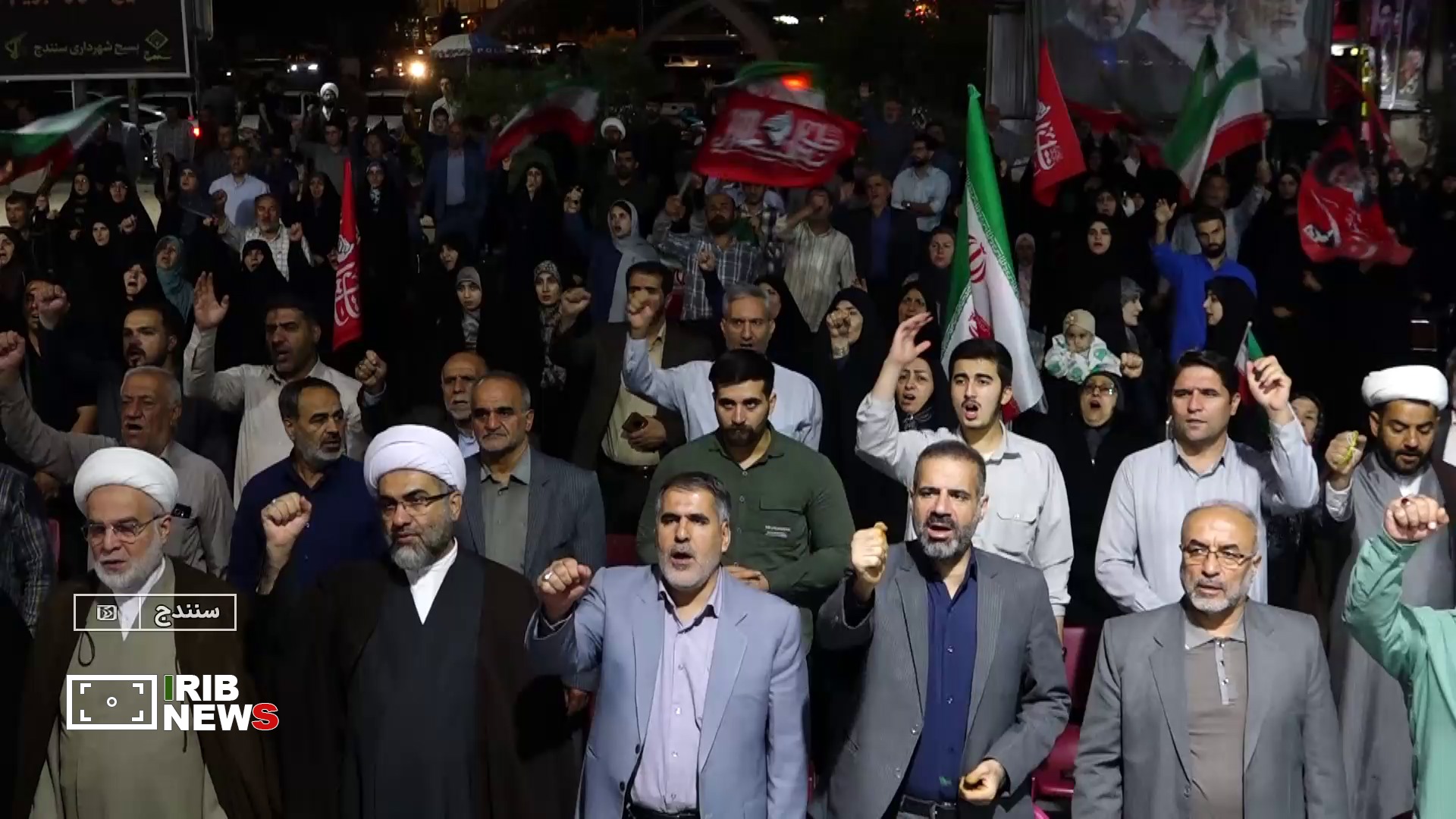 قدردانی مردم کردستان از سربازان وطن