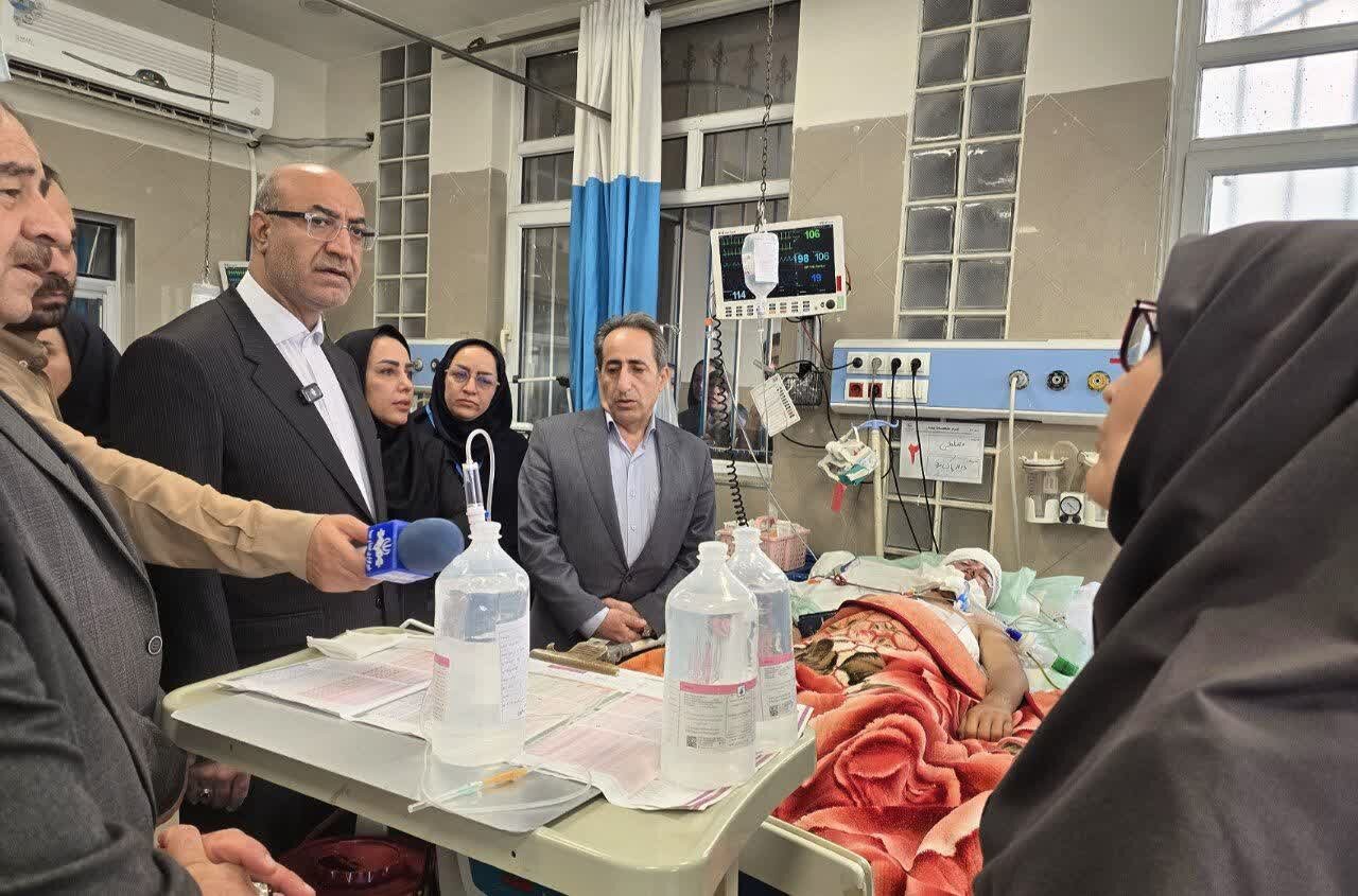 حبیبی از مصدومان حادثه اتوبوس کرمانشاه ـ تهران عیادت کرد