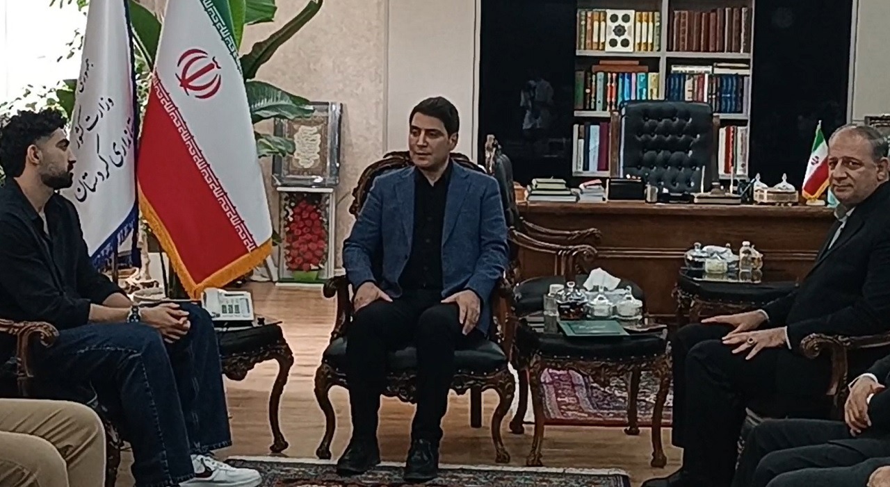 تجلیل استاندار از مدال‌آور بازی‌های آسیایی
