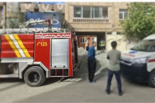 سقوط کارگر ساختمانی به چاله آسانسور در شهرک شهید نجفی کرمانشاه
