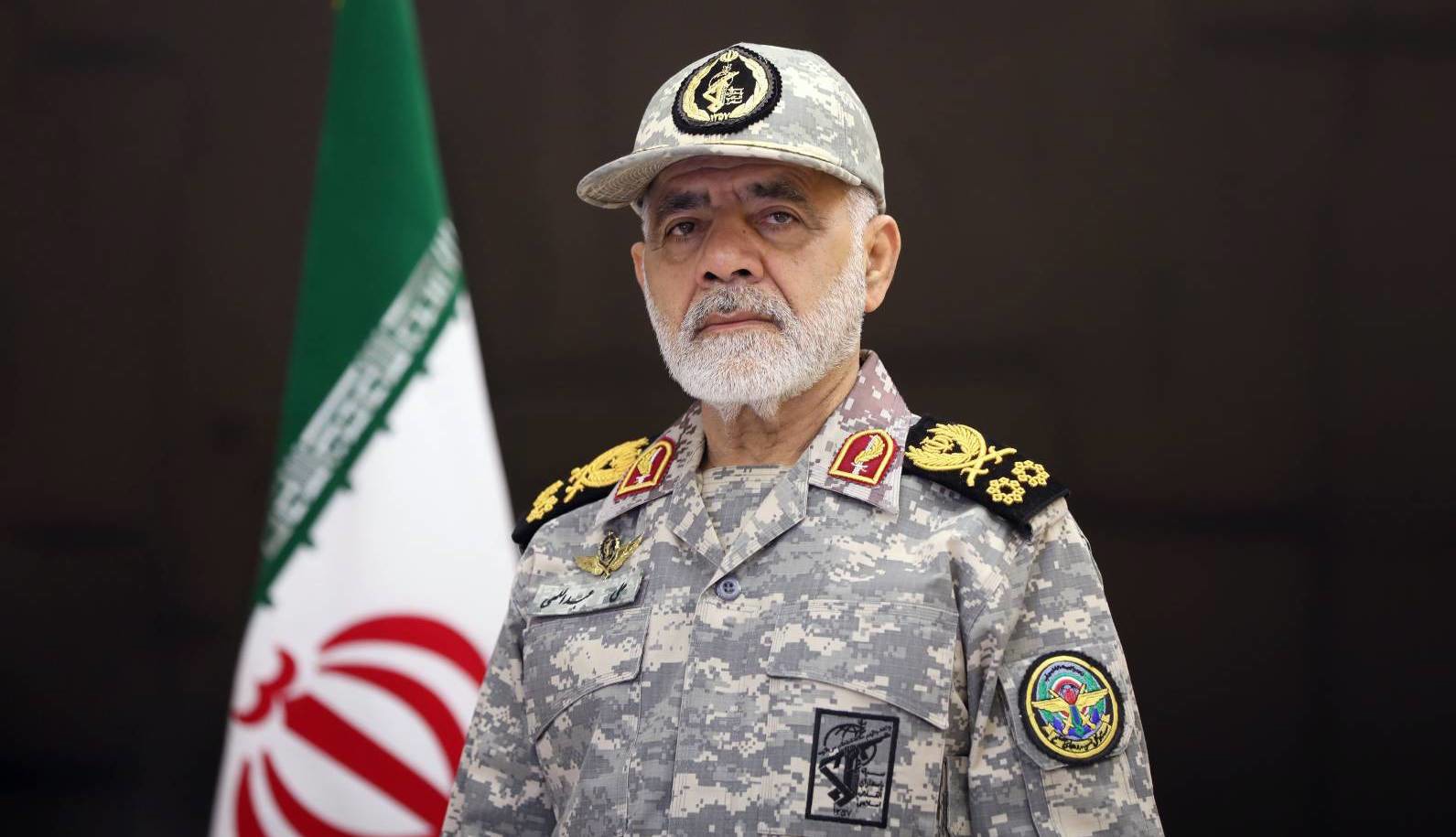 هشدار رئیس ستاد کل: جنگ جدید دامن همه را می‌گیرد
