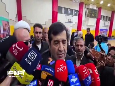 واکنش وزیر ورزش و جوانان به درگیری لفظی بین حجت کریمی و خطیر در برنامه فوتبال برتر
