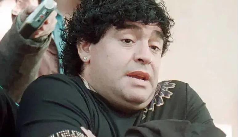 پزشک مارادونا متهم شد؛ قتل عمد!