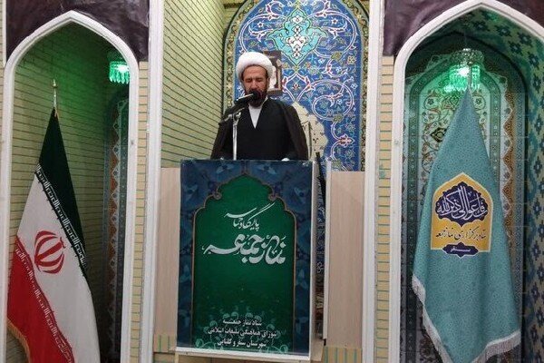 امام جمعه سنقروکلیایی: بصیرت دینی و سواد رسانه‌ای ضروری است