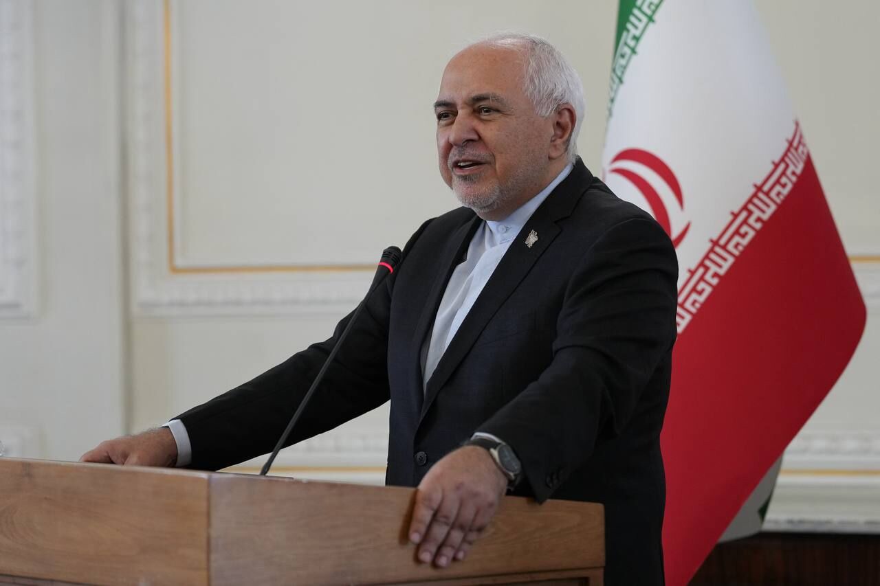 ظریف خطاب به روبیو: ایران از امپراتوری رو به افول آمریکا ماندگارتر است
