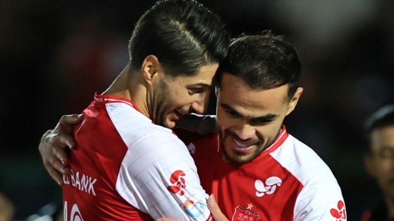 دوراهی مدیران پرسپولیس؛ تمدید یا فروش اورونوف!