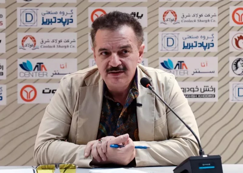 شفاف‌سازی زنوزی درباره هواپیمای استقلال