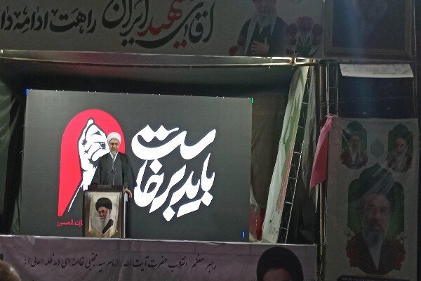 توکلی: دشمن به دنبال تضعیف بصیرت دینی و تغییر سبک زندگی جامعه است