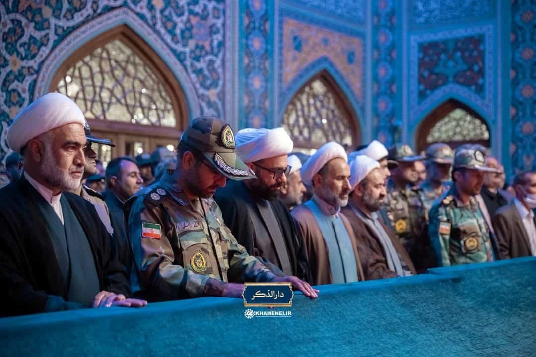 حضور کارکنان قرارگاه منطقه‌ای شمال‌شرق ارتش در‌ رواق دارالذکر