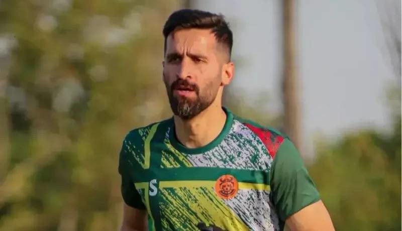برنامه فشرده گلر مصدوم برای جدال با پرسپولیس