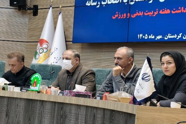 ۵۰۰ برنامه ورزشی در کردستان اجرا می‌شود؛ بهره‌برداری از ۱۰ زمین چمن