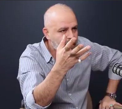 قیس قریشی: اگر من بودم، چوب در آستین امارات می‌کردم که تا ۵ هزار سال دیگر یادش باشد گستاخی با ایران نکند