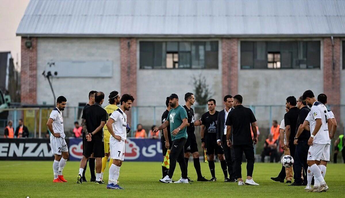 مرادی: داور نمی‌توانست بازی ملوان و تراکتور را لغو کند
