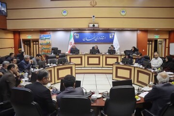 پیگیری استاندار سمنان برای جلوگیری از قطع برق چاه‌های کشاورزی