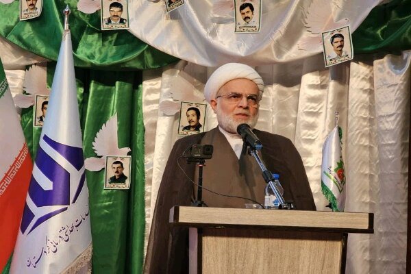 پورذهبی: مدافعان سلامت با ایثار خود به بیماران خدمت کردند