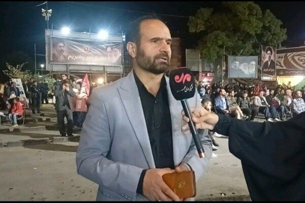 مردم کردستان در اجتماع شبانه: در مسیر مقاومت کم نمی‌آوریم