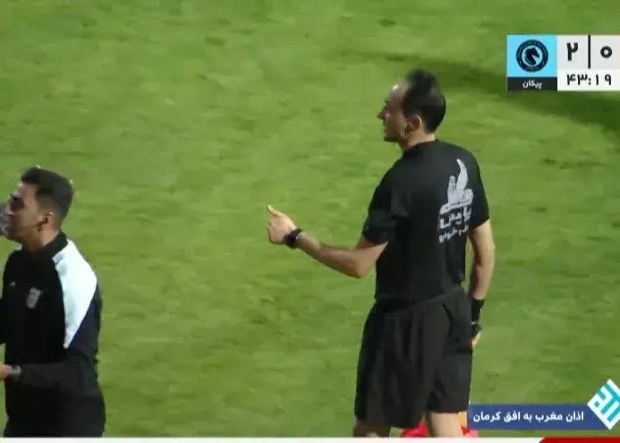 عذرخواهی کمک داور از همه؛ باید صبر می‌کردم!